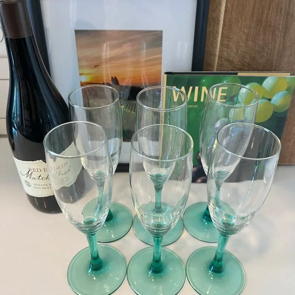 Set of 6 Luminarc Vintage Turquoise Stem Champagne Flutes – 7.75” Tall, 6 oz - Picture 2 of 5